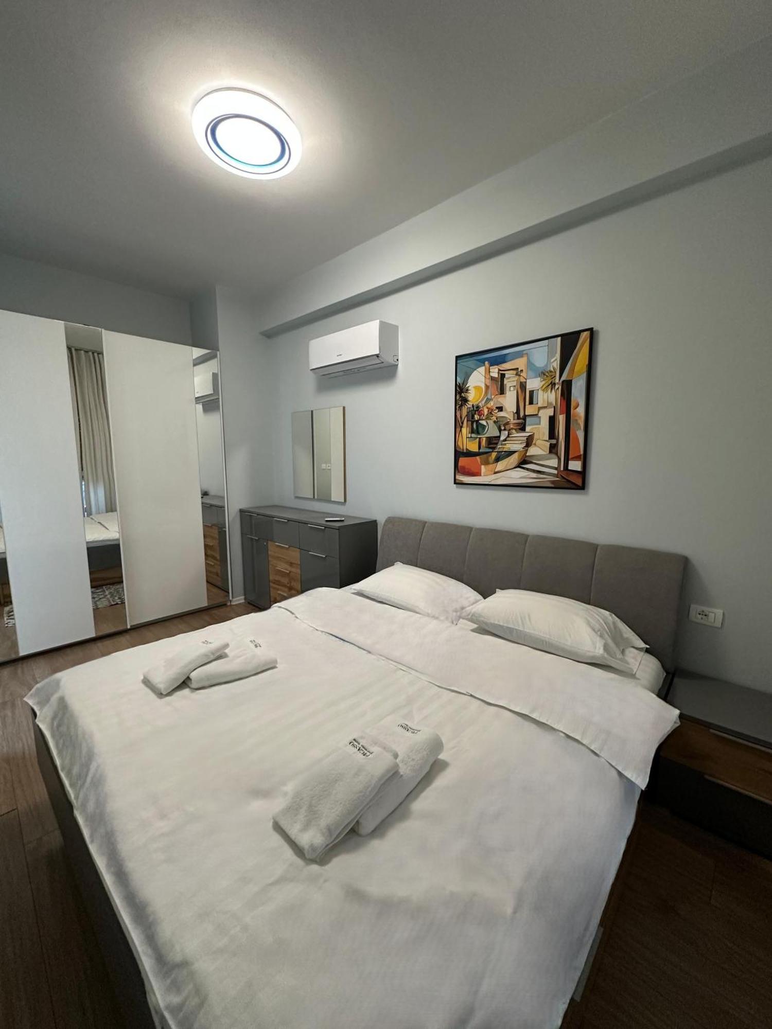 Picasso Apartment Tirana Exterior foto
